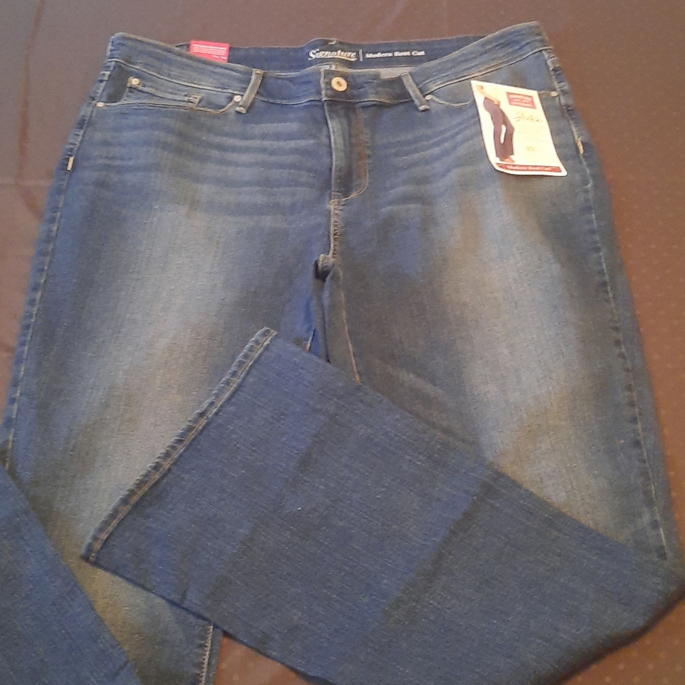Levi Strauss modern bootcut jeans